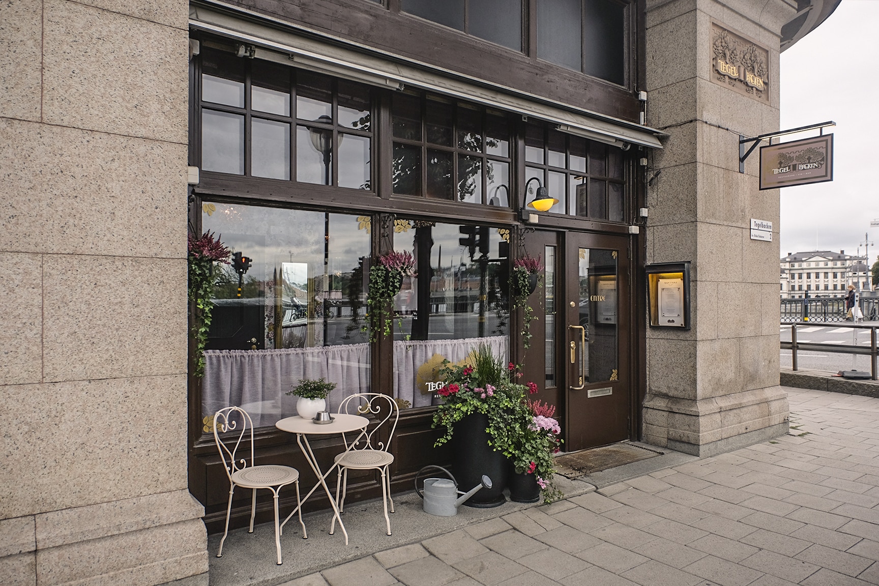 Tegelbacken – fasaden, Grafstad Designbyrå